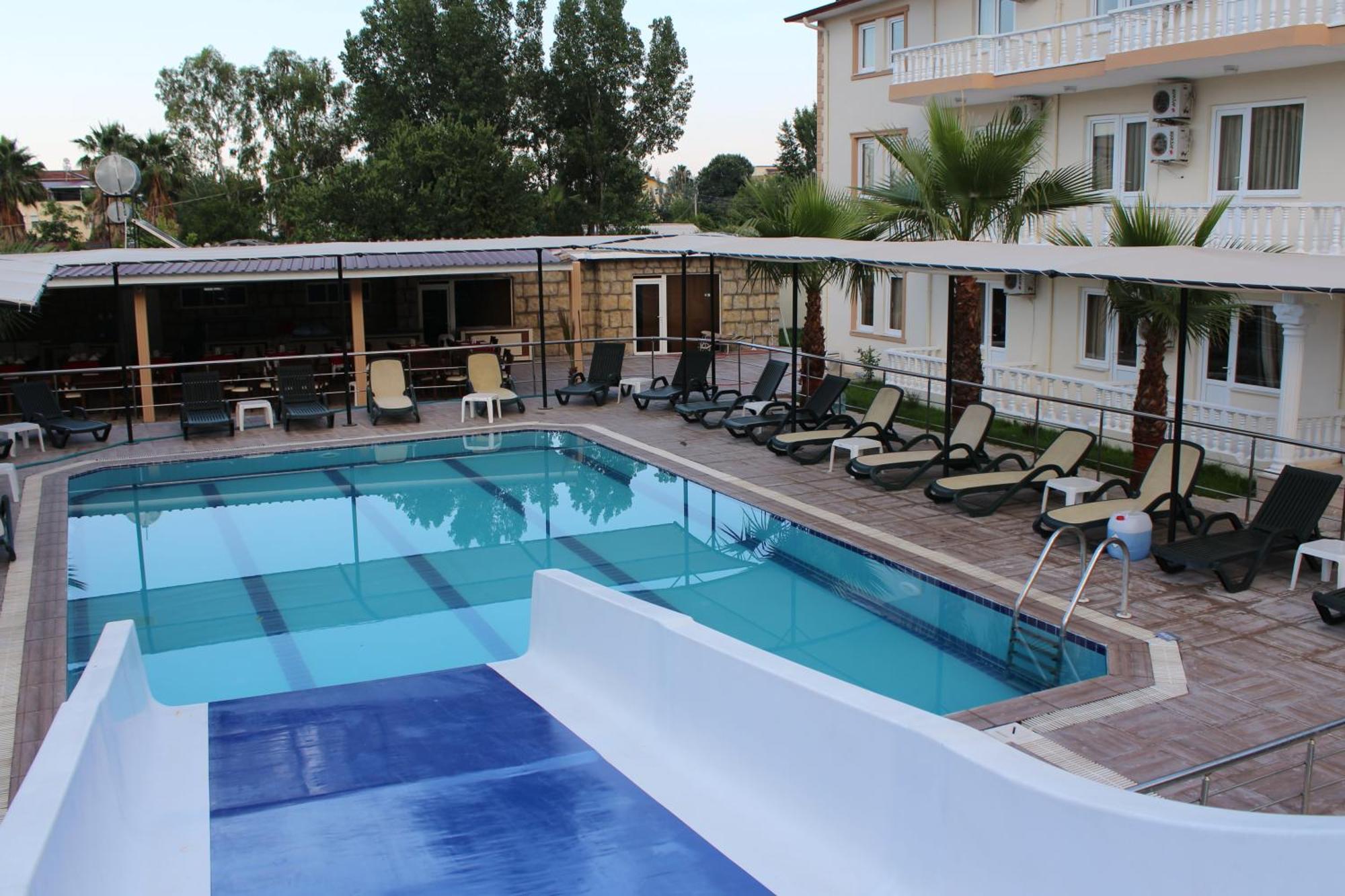 Gold Stone Hotel 3*