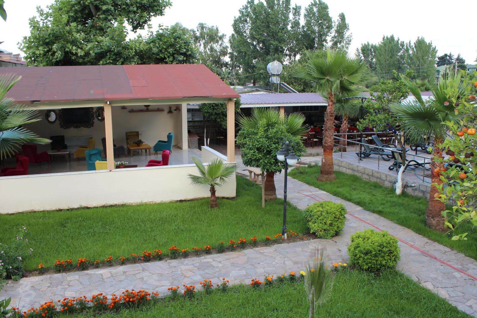 Gold Stone Otel 3*