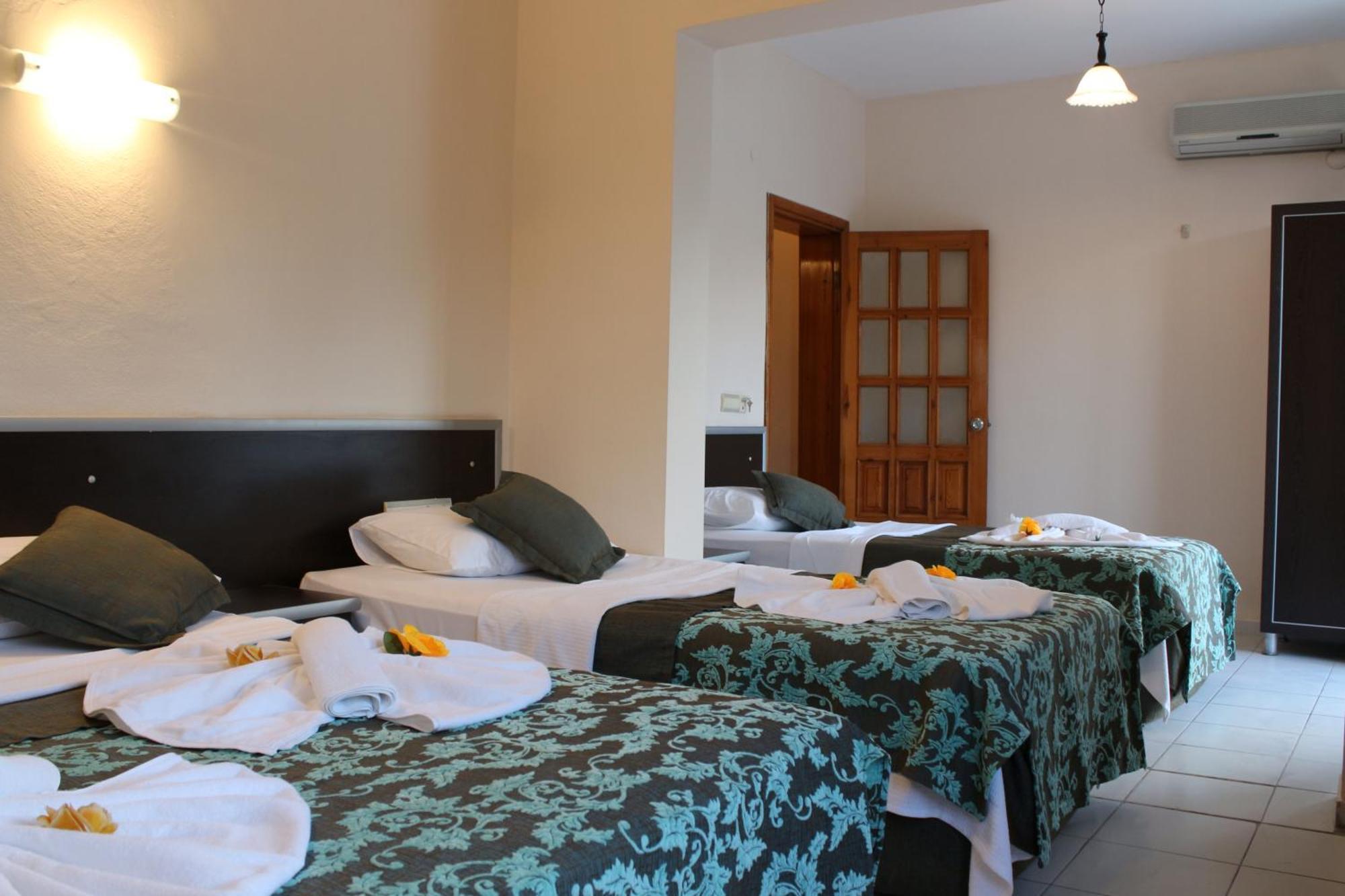 Otel Gold Stone